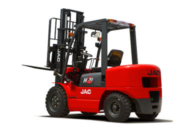 3 طن JAC رافعة شوكية ديزل رفع الارتفاع 3M - 6M ايسوزو محرك اللون الأحمر
